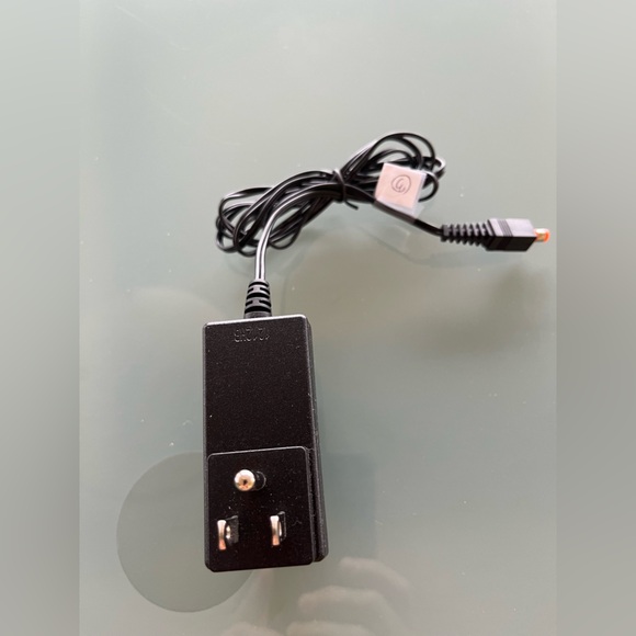 VONAGE DVE SWITCHING ADAPTER DSA-18W-12-US1 120180 POWER SUPPLY 12V 1.5A UL Test - Picture 4 of 7